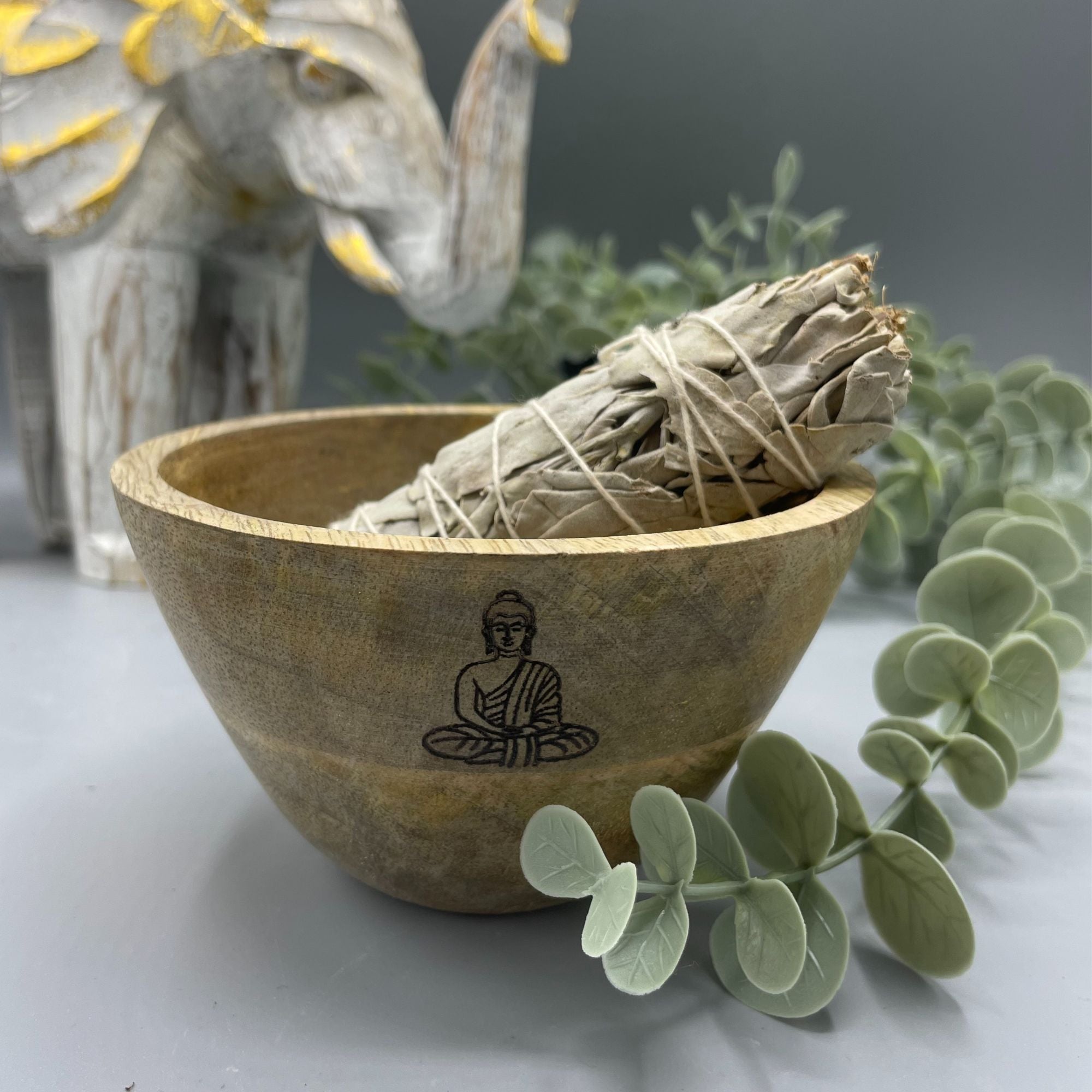 Ritualschale Buddha · Mangoholz · 12x7cm