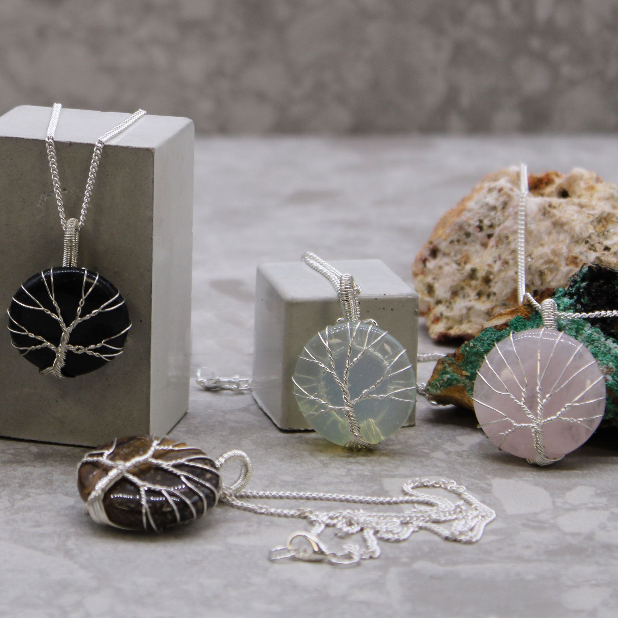 Edelsteinhalskette Tree of Life - Schwarzer Onyx