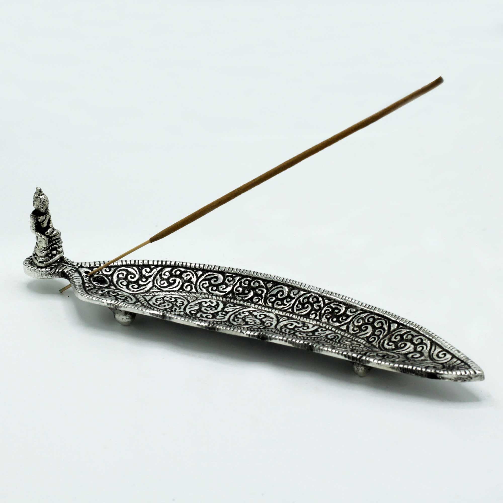 Räucherstäbchenhalter aus poliertem Aluminium - Buddha auf Blatt