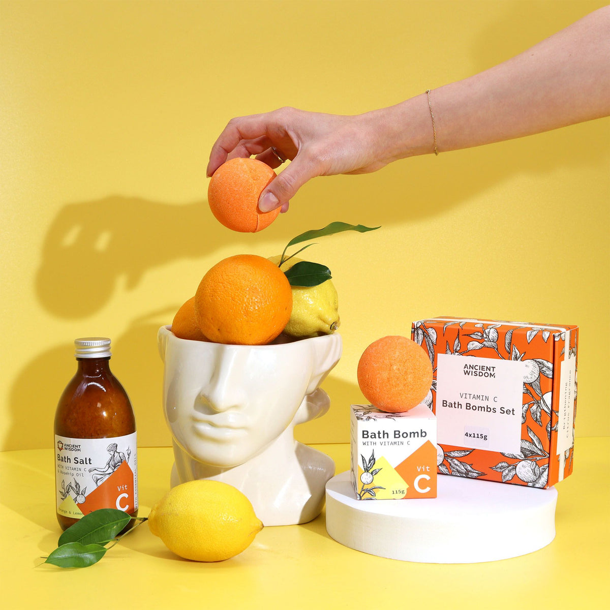 Aromatherapie Vitamin C Badebombe mit Orange & Zitrone – für strahlender wirkende Haut & Anti-Aging-Pflege