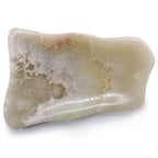 Onyx-Seifenschale – organische Naturform in warmem Honigton