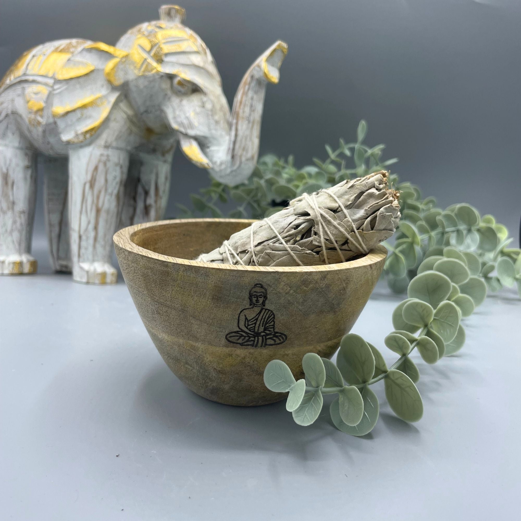 Ritualschale Buddha · Mangoholz · 12x7cm