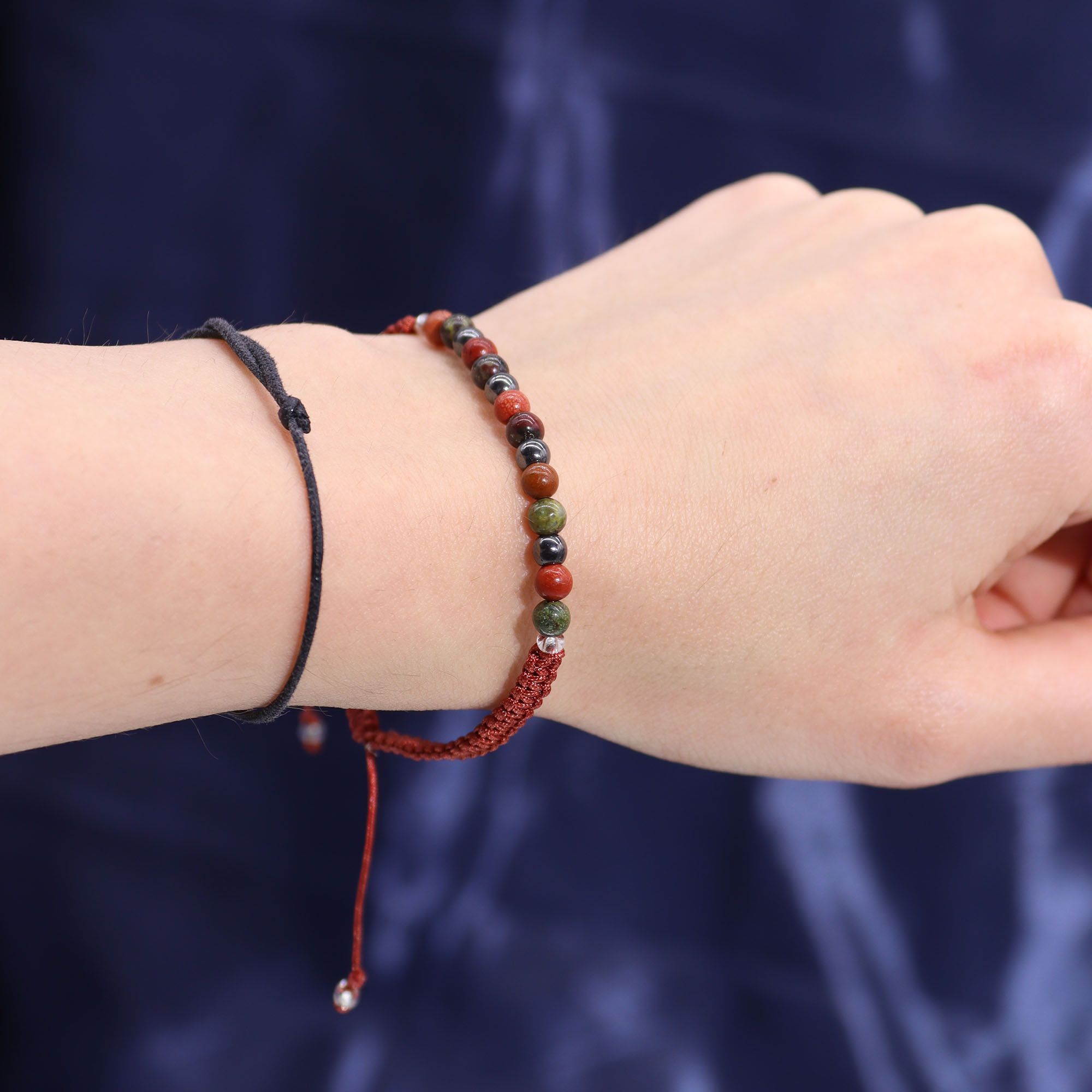 Sternzeichenkerze mit Edelsteinarmband – Widder