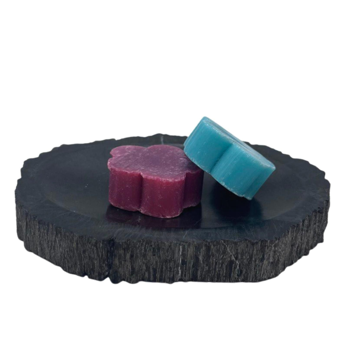 Seifenschale aus versteinertem Holz – Schwarz-Braun & Naturrand