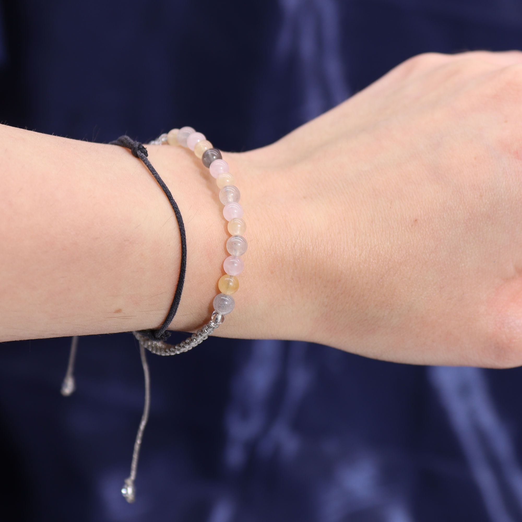 Sternzeichenkerze mit Edelsteinarmband – Zwillinge