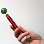 Vibrationspad aus Jade – Edelsteinmassage fürs Gesicht